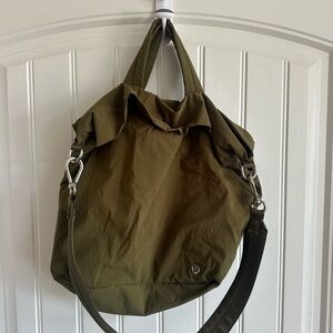 Lululemon Athletica Olive Green Mesh Tote